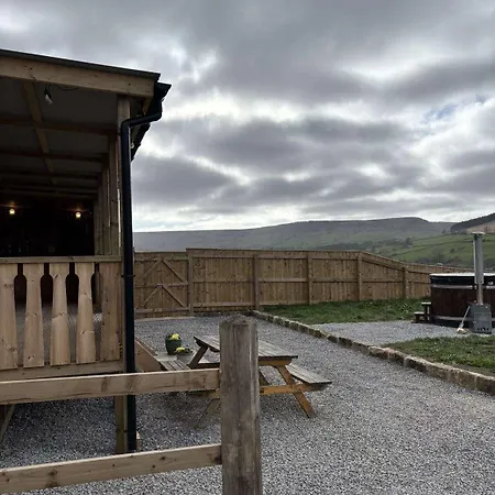 Campsite Dark Skies Den *