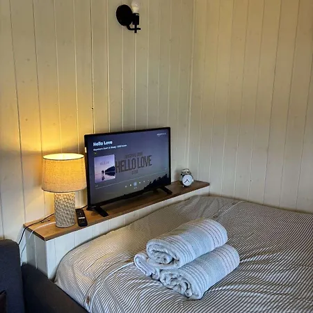 Кемпинг Dark Skies Den Fryup