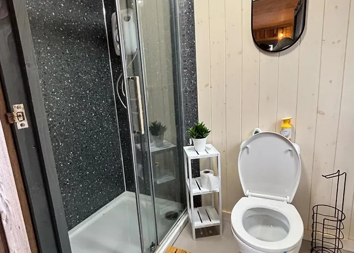 Dark Skies Den مكان تخييم *